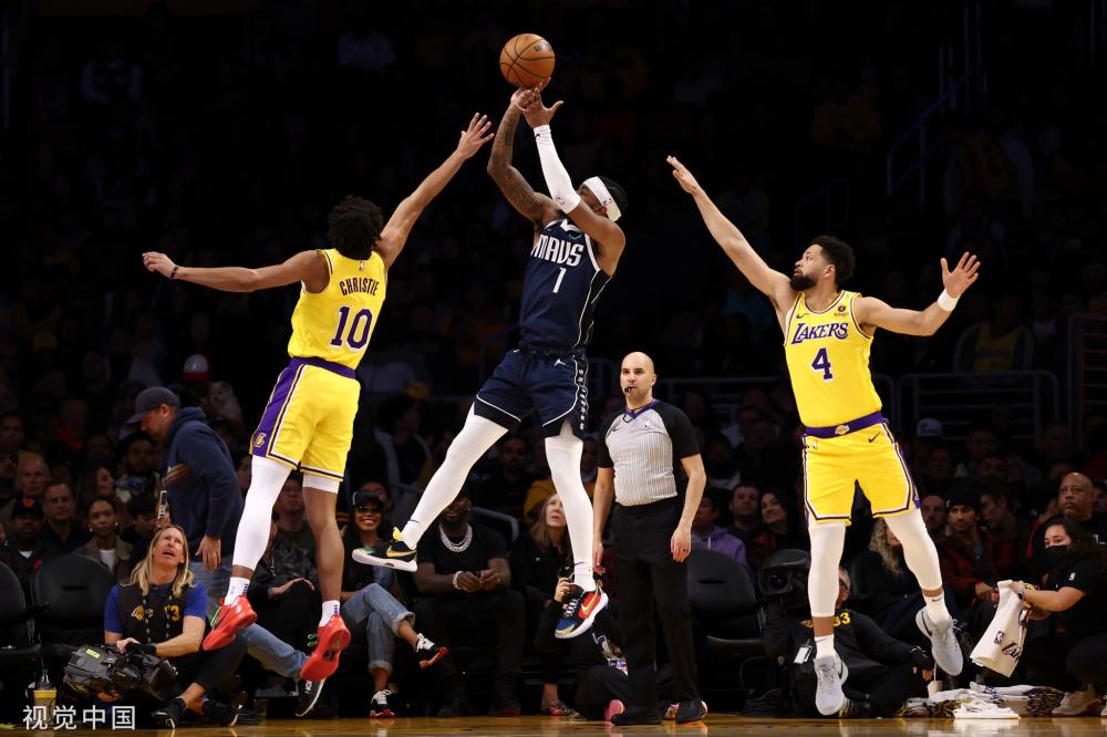 沃特金斯的 沃特金斯的