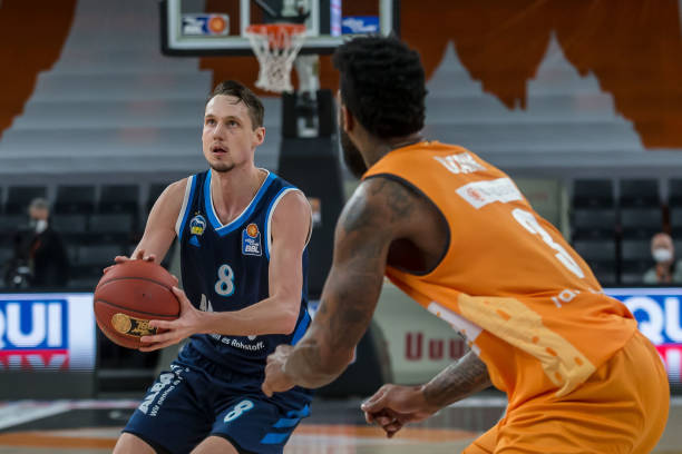 体现了他们 体现了他们